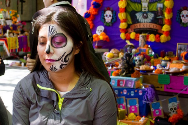 San Diego Continuing Education students honor loved ones through traditional Día De Los Muertos Altars